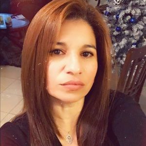 Meet your Posher, Kenia